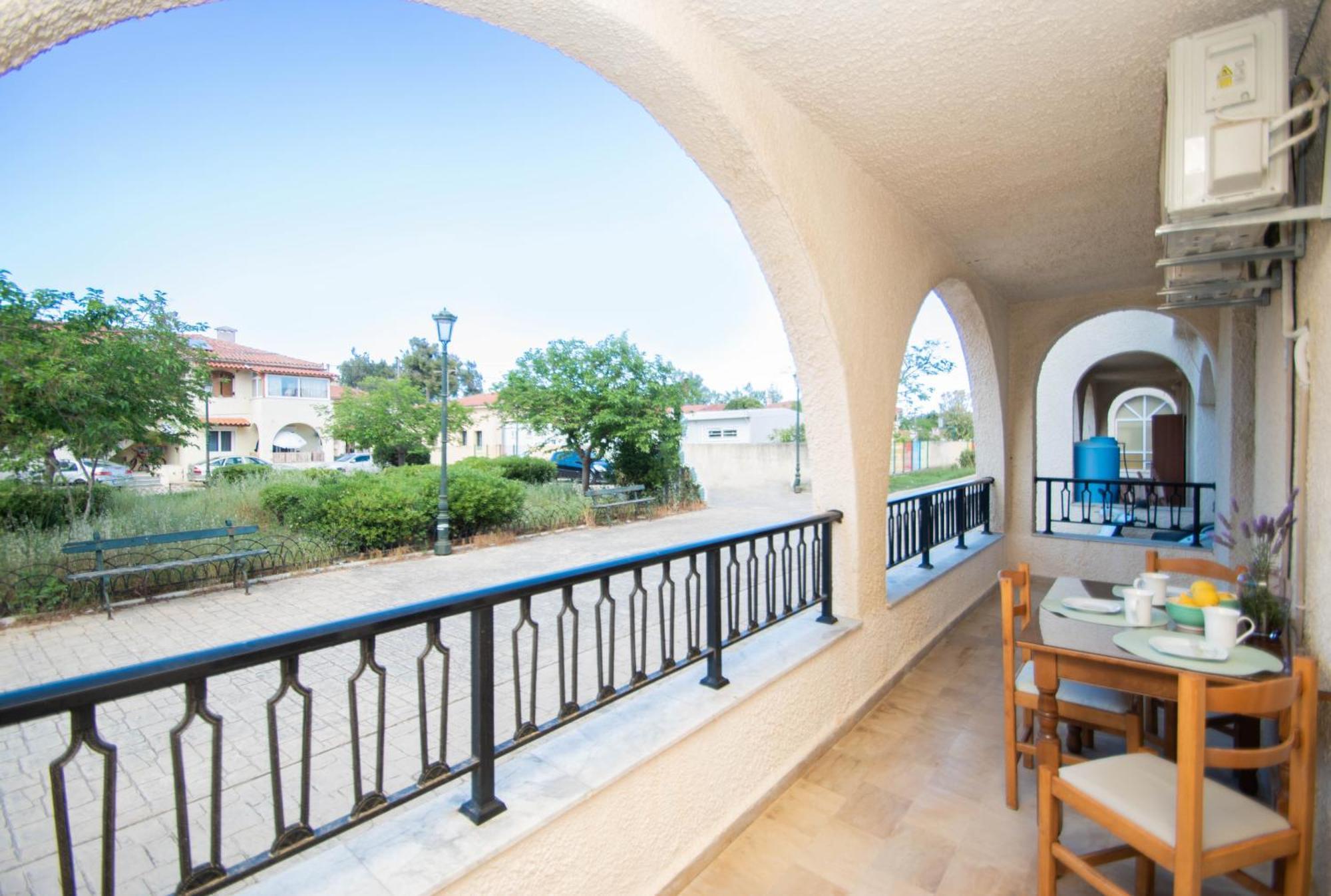 Lemon Tree Zante City Apartment By "Elite" ภายนอก รูปภาพ